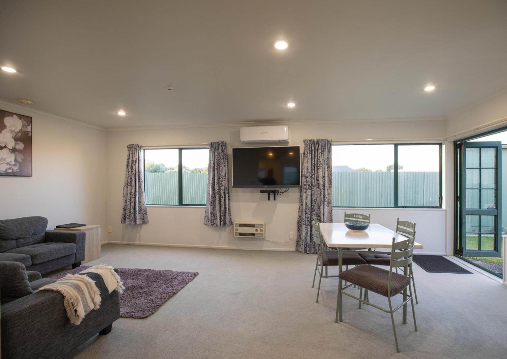 Camelot Motor Lodge And Conference Centre Palmerston North Eksteriør bilde